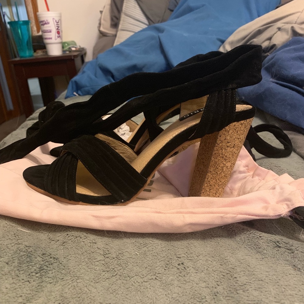 Torrid size 9 heels